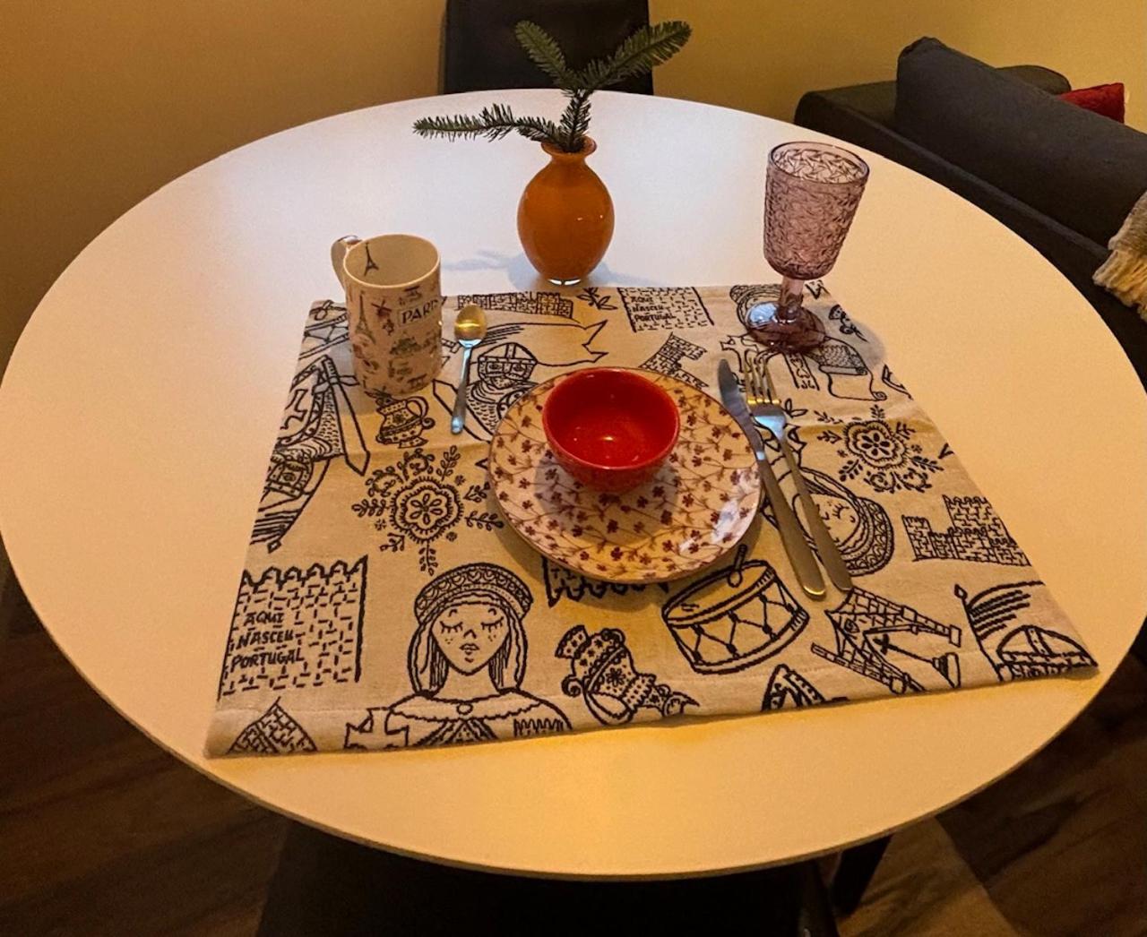 Three Little Birds -Redbird Apartment Guimaraes Bagian luar foto